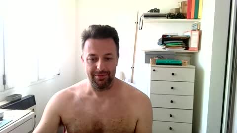 esibizionista 91 online show from 06-08-26, 07:31