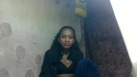 Snapshot of estancelee chatting on 06-19-26, 08:18 estancelee online show from 06-19-26, 08:18