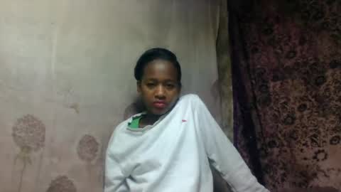 Snapshot of estancelee chatting on 06-23-26, 06:44 estancelee online show from 06-23-26, 06:44