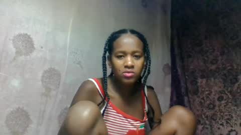 Snapshot of estancelee chatting on 07-02-26, 03:29 estancelee online show from 07-02-26, 03:29