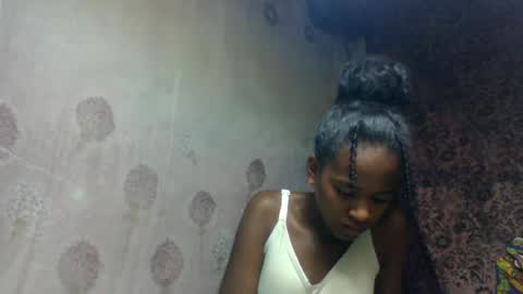 Snapshot of estancelee chatting on 07-05-26, 04:30 estancelee online show from 07-05-26, 04:30