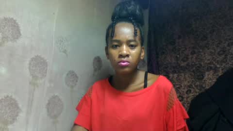 Snapshot of estancelee chatting on 07-06-26, 11:18 estancelee online show from 07-06-26, 11:18