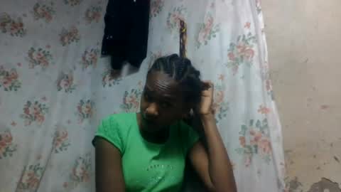 Snapshot of estancelee chatting on 07-28-26, 11:50 estancelee online show from 07-28-26, 11:50