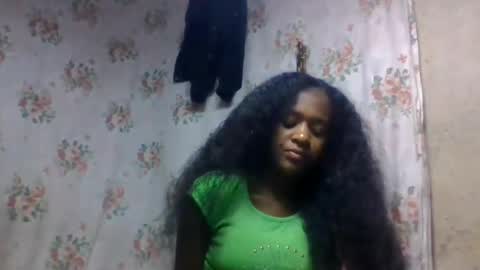 Snapshot of estancelee chatting on 07-29-26, 09:29 estancelee online show from 07-29-26, 09:29