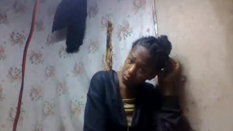 Snapshot of estancelee chatting on 07-31-26, 06:35 estancelee online show from 07-31-26, 06:35