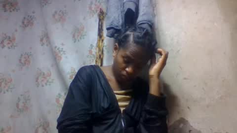 Snapshot of estancelee chatting on 08-01-26, 01:05 estancelee online show from 08-01-26, 01:05