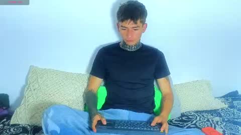 Esteban independent model online show from 06-30-26, 08:21