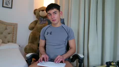 Esteban online show from 07-17-26, 11:39