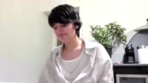 Snapshot of estefanaspomer chatting on 07-28-26, 04:39 Lucy online show from 07-28-26, 04:39