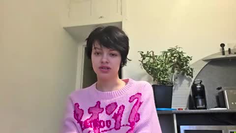 Snapshot of estefanaspomer chatting on 07-29-26, 09:18 Lucy online show from 07-29-26, 09:18