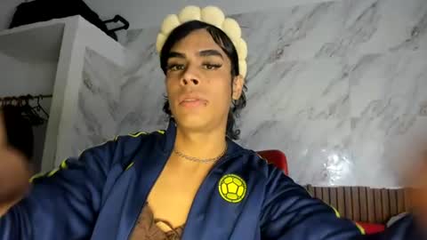 estefani robles online show from 06-22-26, 01:07
