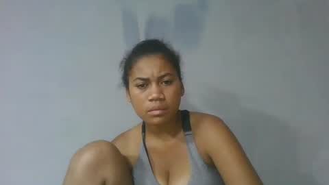 Snapshot of estelah796836 chatting on 05-15-26, 04:25 estelah796836 online show from 05-15-26, 04:25