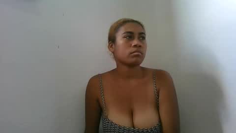 Snapshot of estelah796836 chatting on 06-06-26, 09:14 estelah796836 online show from 06-06-26, 09:14