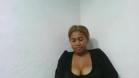 Snapshot of estelah796836 chatting on 06-08-26, 07:14 estelah796836 online show from 06-08-26, 07:14
