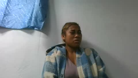 Snapshot of estelah796836 chatting on 06-11-26, 02:44 estelah796836 online show from 06-11-26, 02:44