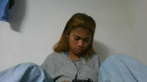 Snapshot of estelah796836 chatting on 06-17-26, 06:42 estelah796836 online show from 06-17-26, 06:42