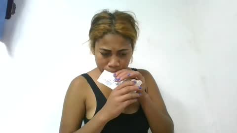 Snapshot of estelah796836 chatting on 06-20-26, 07:44 estelah796836 online show from 06-20-26, 07:44
