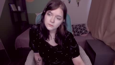 Ester  online show from 04-19-26, 03:55