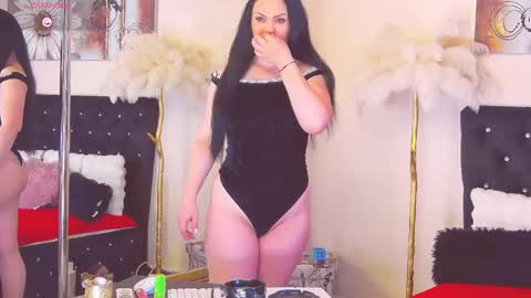 Esthera   online show from 05-27-26, 04:31