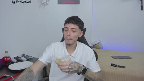 estivenvel online show from 03-01-26, 12:34