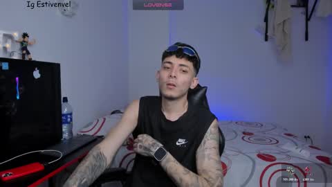 estivenvel online show from 03-21-26, 05:05