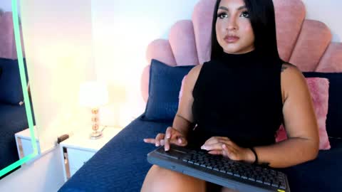 Estrella Garcia  online show from 04-22-26, 04:08