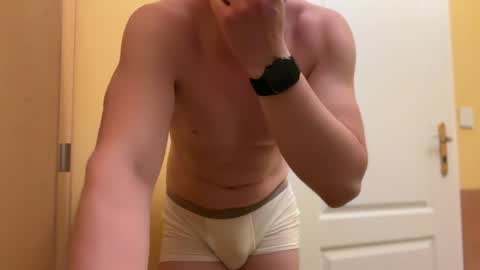 Tom online show from 07-01-26, 11:04