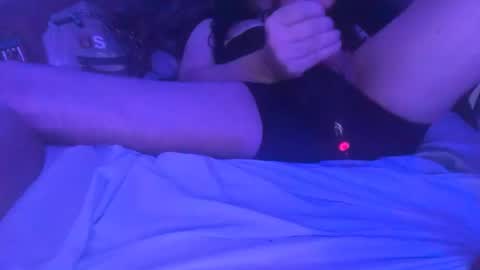 Snapshot of ethan_astrid chatting on 07-15-26, 06:29 Bustedpussy online show from 07-15-26, 06:29