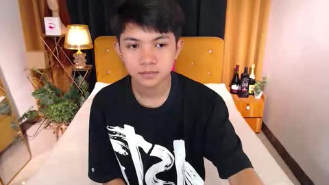 Snapshot of ethan_lauren chatting on 04-30-26, 06:09 ethan_lauren online show from 04-30-26, 06:09