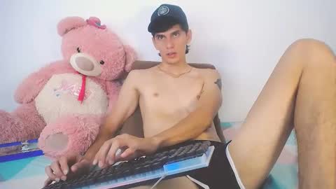Snapshot of ethancoleeman chatting on 06-07-26, 05:06 EthanColeeman online show from 06-07-26, 05:06