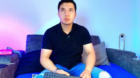 ethanconnor_ online show from 02-18-26, 12:23