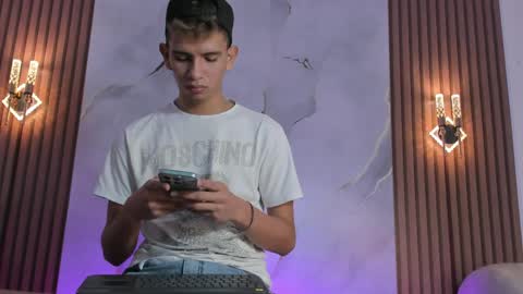 ethanhot_os online show from 04-09-26, 06:24