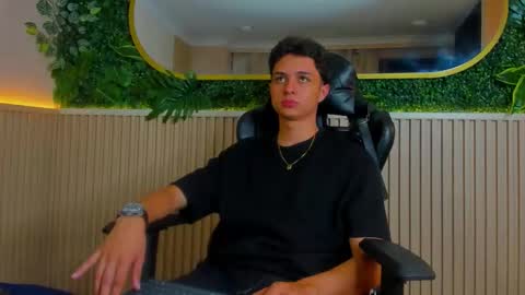 ethanlowell online show from 01-09-26, 04:15