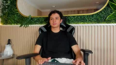 ethanlowell online show from 02-10-26, 04:38