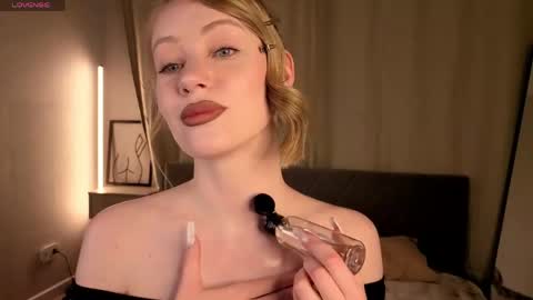 eva hamilton online show from 05-09-26, 01:00