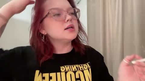 Snapshot of eva_kittenn chatting on 04-21-26, 12:44 eva_kittenn online show from 04-21-26, 12:44