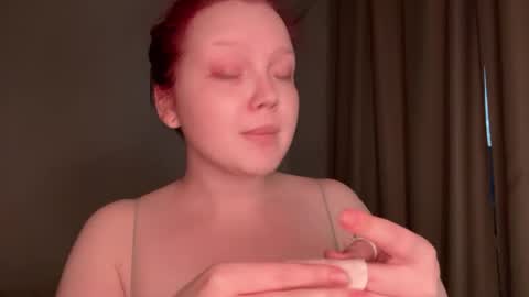 Snapshot of eva_kittenn chatting on 05-04-26, 12:39 eva_kittenn online show from 05-04-26, 12:39