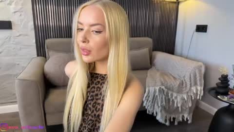Snapshot of eva_m1racle chatting on 05-30-26, 10:12 Eva online show from 05-30-26, 10:12