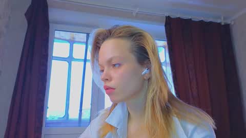 Hi there i am Eva and i wish create a nice community with you so join my Ticket Show for more pleasure online show from 02-28-26, 12:39