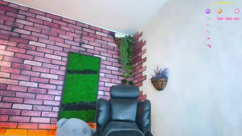 Eva online show from 03-11-25, 02:43