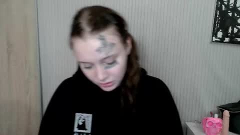 Snapshot of eva_sunshine_blueeyes chatting on 07-12-26, 06:43 Eva Sunshine Blue Eyes online show from 07-12-26, 06:43