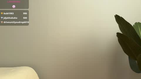 Snapshot of eva_vex chatting on 05-15-26, 05:47 Hello Im Eva online show from 05-15-26, 05:47