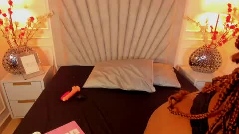 Eva  online show from 06-06-26, 03:44