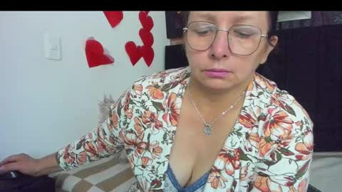 Snapshot of evaaross chatting on 03-04-25, 09:11 Eva online show from 03-04-25, 09:11