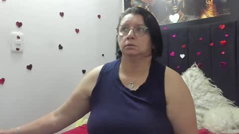 Snapshot of evaaross chatting on 04-05-26, 04:15 Eva online show from 04-05-26, 04:15