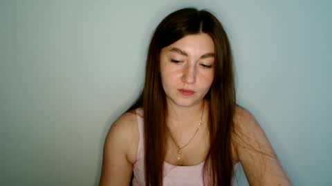 Snapshot of evachaturbatte chatting on 06-25-26, 06:23 Evachaturbatte online show from 06-25-26, 06:23