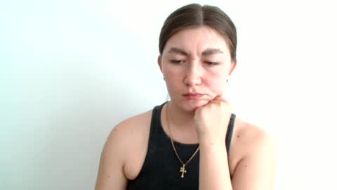 Snapshot of evachaturbatte chatting on 06-27-26, 06:29 Evachaturbatte online show from 06-27-26, 06:29