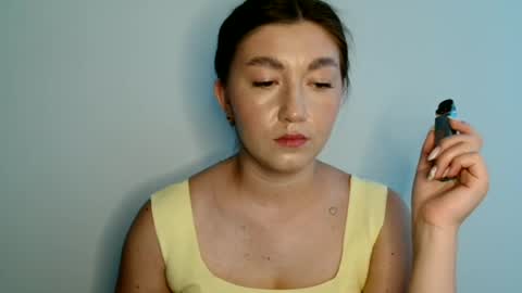 Snapshot of evachaturbatte chatting on 06-29-26, 10:15 Evachaturbatte online show from 06-29-26, 10:15