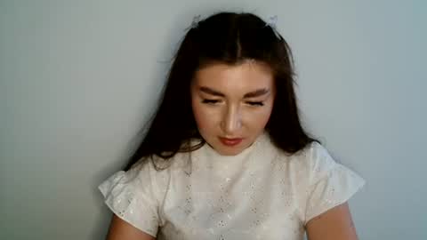 Snapshot of evachaturbatte chatting on 06-30-26, 10:38 Evachaturbatte online show from 06-30-26, 10:38