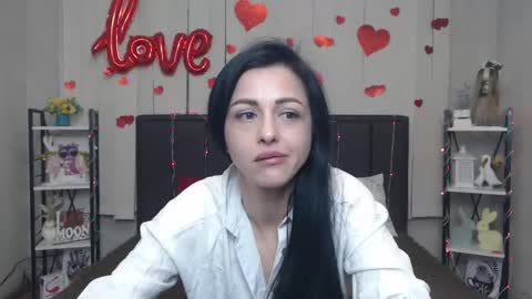 EvaClarkk online show from 05-17-26, 05:09